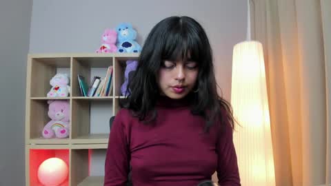 Snapshot of saphyralux chatting on June 3, 9:42 pm saphyralux online show from June 3, 9:42 pm