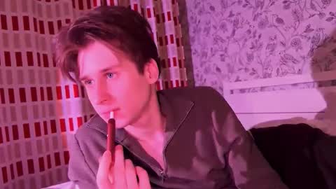 Snapshot of sapph1res chatting on February 24, 3:54 pm sapph1res online show from February 24, 3:54 pm