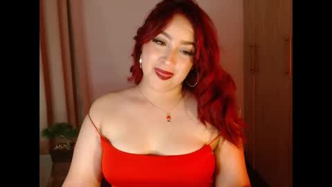 Snapshot of sapphire_lilac1 chatting on June 10, 2:56 am sapphire_lilac1 online show from June 10, 2:56 am