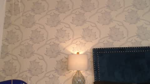 Sara online show from September 22, 8:33 pm