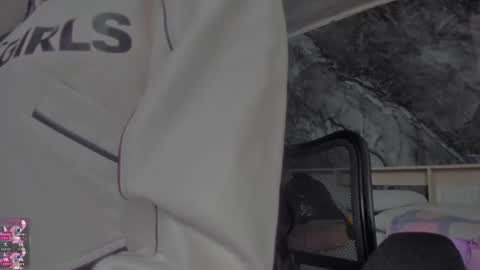 sara allenx online show from January 17, 7:39 pm