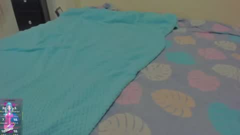 Snapshot of sara_allenx chatting on June 28, 7:20 pm sara allenx online show from June 28, 7:20 pm
