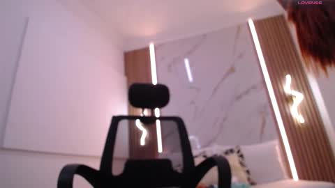 Snapshot of sara_angeelss chatting on February 3, 6:22 am Sara... online show from February 3, 6:22 am