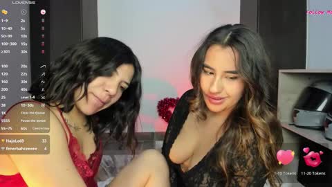 Snapshot of sara_candy_delicious chatting on March 20, 1:21 am Sara London online show from March 20, 1:21 am