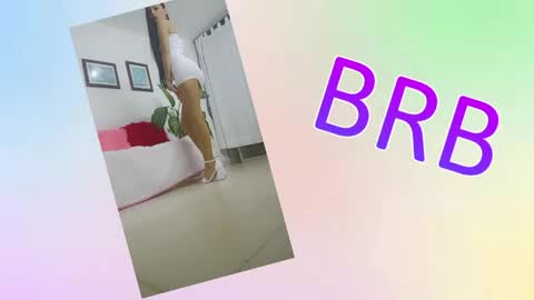 Snapshot of sara_carmona chatting on April 25, 10:29 am SARA online show from April 25, 10:29 am