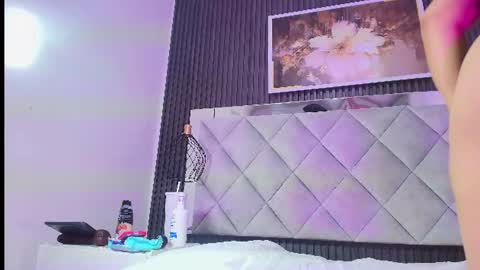 Snapshot of sara_channel_ chatting on July 2, 3:23 am SARA online show from July 2, 3:23 am