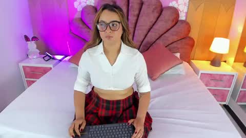 sara_colyn online show from March 31, 7:03 pm