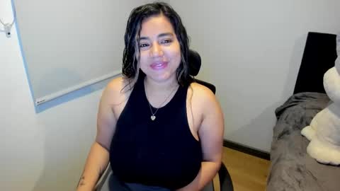 sarah  LIZCANO....... online show from March 13, 11:06 am