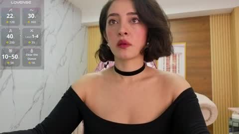 Snapshot of sara_lopez_s chatting on May 14, 1:51 pm Sara online show from May 14, 1:51 pm