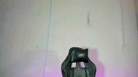 Snapshot of sara_love_1 chatting on May 2, 4:39 am Sara Love online show from May 2, 4:39 am