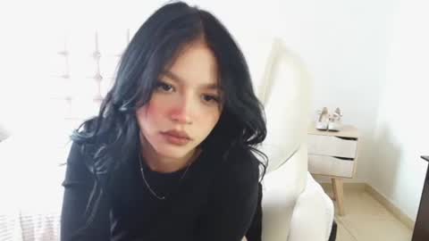Sara online show from October 12, 1:32 pm