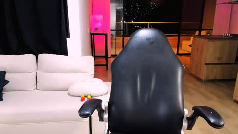 Sara online show from April 13, 2:17 am