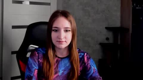 Sara online show from February 12, 5:30 pm