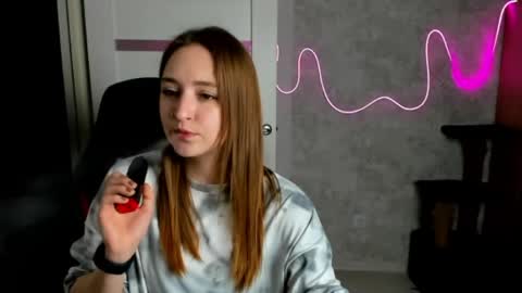 Snapshot of sara_rossse chatting on May 13, 3:09 pm Sara online show from May 13, 3:09 pm