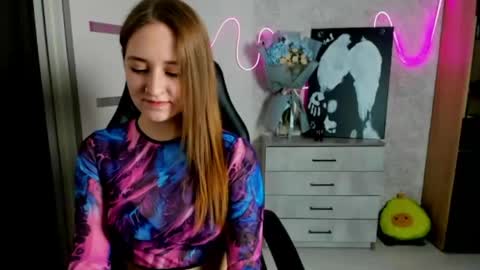 Snapshot of sara_rossse chatting on May 14, 1:07 pm Sara online show from May 14, 1:07 pm