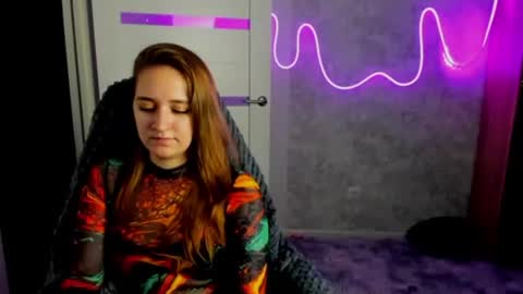 Snapshot of sara_rossse chatting on June 11, 9:24 pm Sara online show from June 11, 9:24 pm