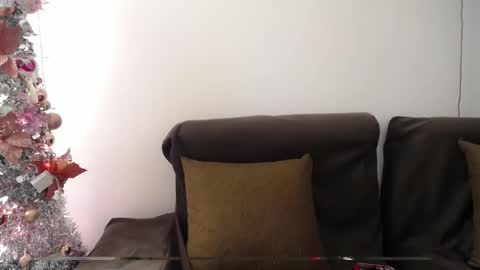 Snapshot of sara_winehouse1 chatting on December 23, 12:30 pm 1 online show from December 23, 12:30 pm