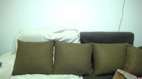 Snapshot of sara_winehouse1 chatting on February 14, 8:42 am 1 online show from February 14, 8:42 am