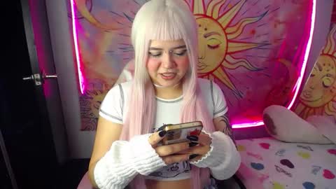 Snapshot of sara_winehouse1 chatting on November 14, 4:11 am 1 online show from November 14, 4:11 am