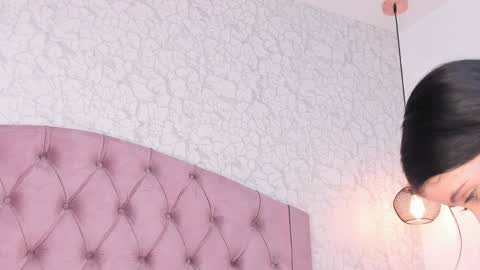 Sara  online show from April 10, 7:18 pm