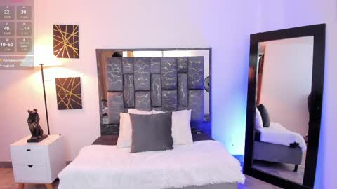 Snapshot of saraa_stormy chatting on June 6, 6:23 pm saraa_stormy online show from June 6, 6:23 pm