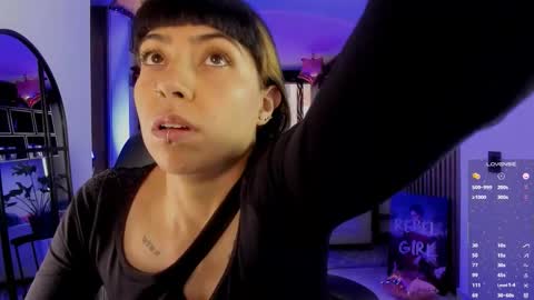 Sara online show from February 24, 8:18 pm