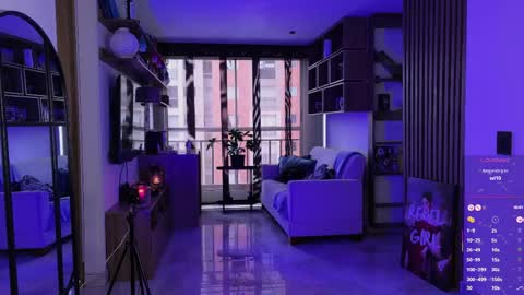 Sara online show from April 15, 2:13 pm