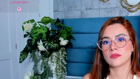 Snapshot of saraalvarezx chatting on June 5, 3:02 am Sara Alvarezx online show from June 5, 3:02 am