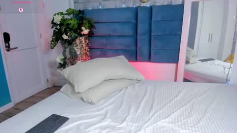 Snapshot of saraalvarezx chatting on June 18, 3:51 am Sara Alvarezx online show from June 18, 3:51 am