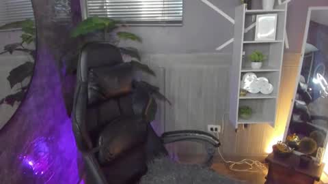 Snapshot of saraandsofi02 chatting on January 22, 7:25 am sofia gomez420 online show from January 22, 7:25 am