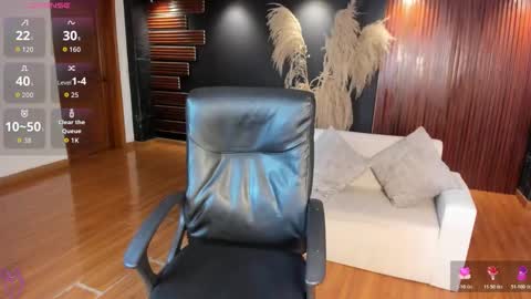 Sara  Everyday From 1430 to 2130 Col Time online show from March 18, 7:39 pm