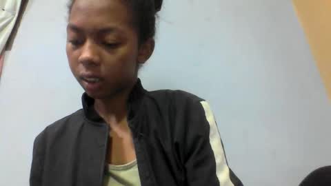 sarah146341 online show from February 10, 6:06 am