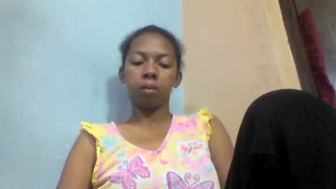 Snapshot of sarah146341 chatting on April 20, 5:32 am sarah146341 online show from April 20, 5:32 am