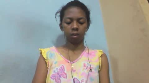 Snapshot of sarah146341 chatting on May 3, 7:31 pm sarah146341 online show from May 3, 7:31 pm