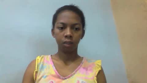 Snapshot of sarah146341 chatting on May 23, 6:07 am sarah146341 online show from May 23, 6:07 am