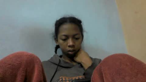 Snapshot of sarah146341 chatting on June 16, 4:37 am sarah146341 online show from June 16, 4:37 am