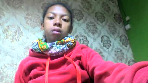 Snapshot of sarah146341 chatting on July 2, 3:34 am sarah146341 online show from July 2, 3:34 am