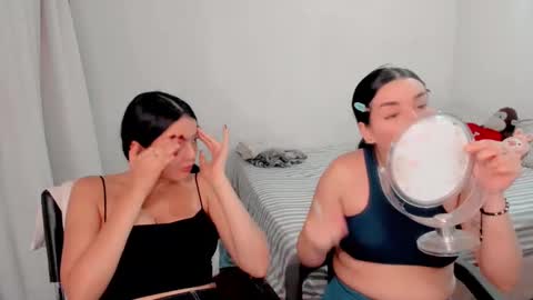 sarah online show from December 20, 10:32 pm