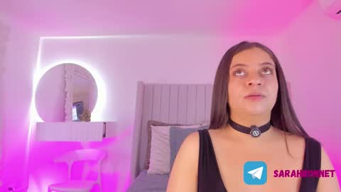 Sarah Bonneth online show from December 4, 11:19 am