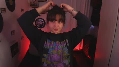 Snapshot of sarah_cuteeyes chatting on March 29, 11:05 pm Sara online show from March 29, 11:05 pm