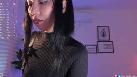 Sarah online show from April 4, 4:37 pm