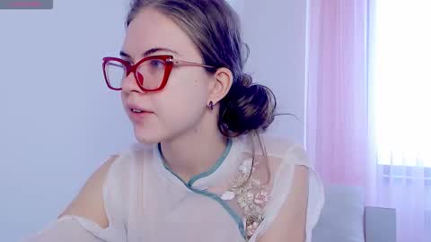 Sarah online show from February 17, 7:49 am