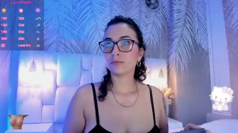 Sarah online show from July 7, 2:14 am