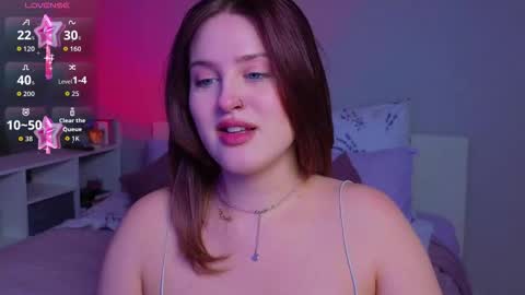 Sarah online show from February 28, 12:00 am