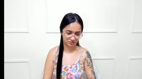 Sarah online show from February 13, 1:01 am