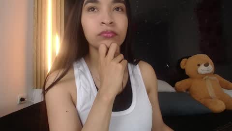 Snapshot of sarahajhoness chatting on June 3, 3:06 pm sarahajhoness online show from June 3, 3:06 pm