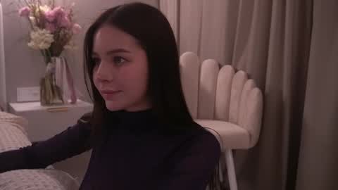 Sarah online show from March 25, 6:36 pm