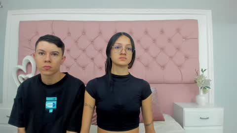 Sarah the Doll  online show from June 5, 12:55 pm