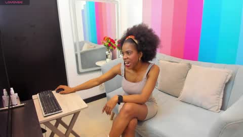 Snapshot of sarahi_pusey chatting on June 4, 1:28 pm Sarahi pusey online show from June 4, 1:28 pm