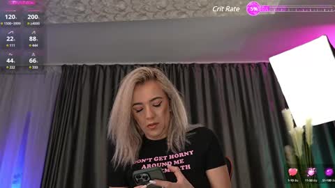 Snapshot of sarahjadore chatting on February 9, 7:41 pm Sarahjadore online show from February 9, 7:41 pm